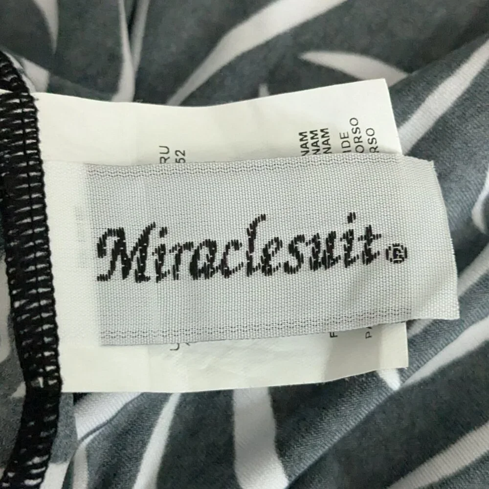 Miraclesuit Tankini Top Women's 16 Underwire Swim Top Hard to be Leaf Malibu - Picture 5 of 11